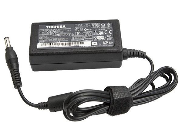 Chargeur Laptop toshiba 19v/3.42A/5.5*2.5(cartonné)